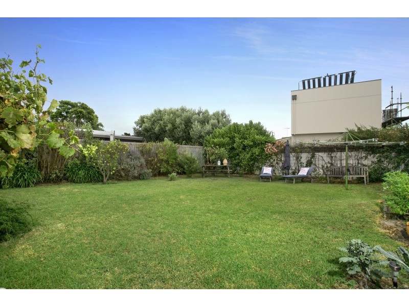 14 Ozone Road, Barwon Heads VIC 3227