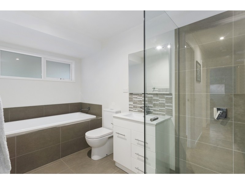 2/3 Breaker Court, Ocean Grove VIC 3226