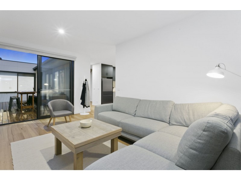 32b Wattlebird Crescent, Barwon Heads VIC 3227