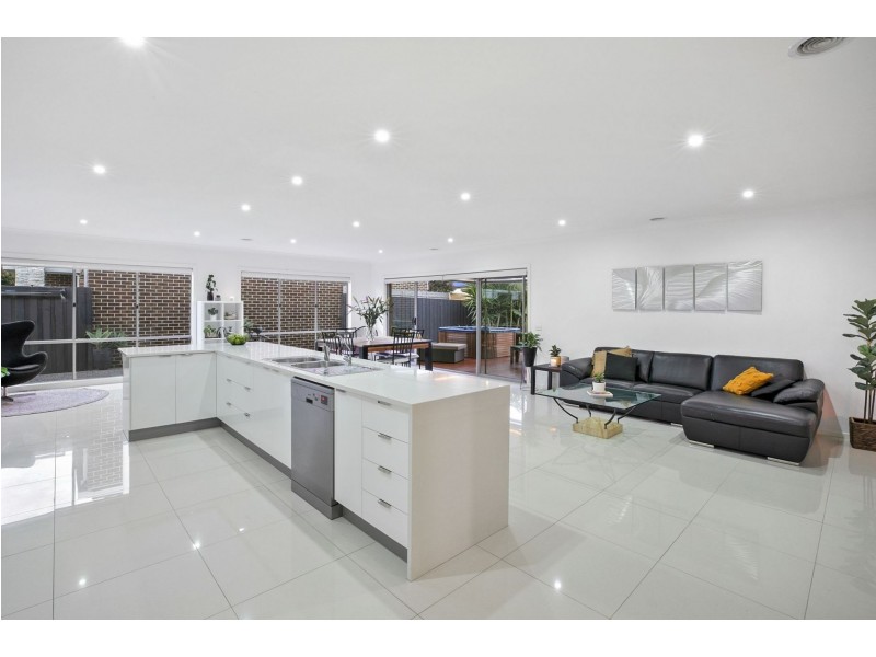 12 Mowbray Drive, Ocean Grove VIC 3226