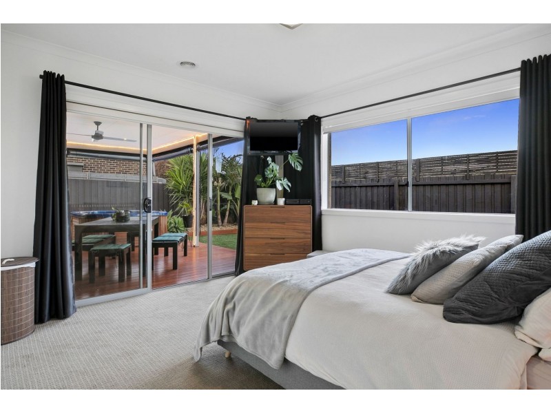 12 Mowbray Drive, Ocean Grove VIC 3226