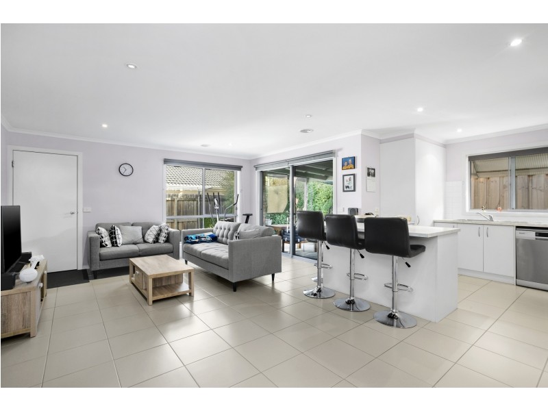 1/21 Kylemore Court, Leopold VIC 3224