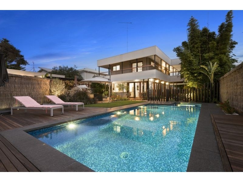 9 Lelean Street, Ocean Grove VIC 3226