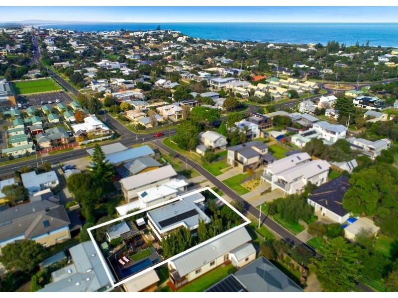 9 Lelean Street, Ocean Grove VIC 3226