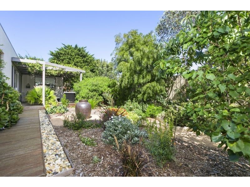 14 Chaudenay Mews, Ocean Grove VIC 3226