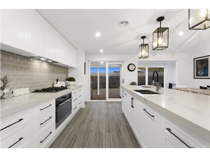 21 Knox Drive, Barwon Heads VIC 3227