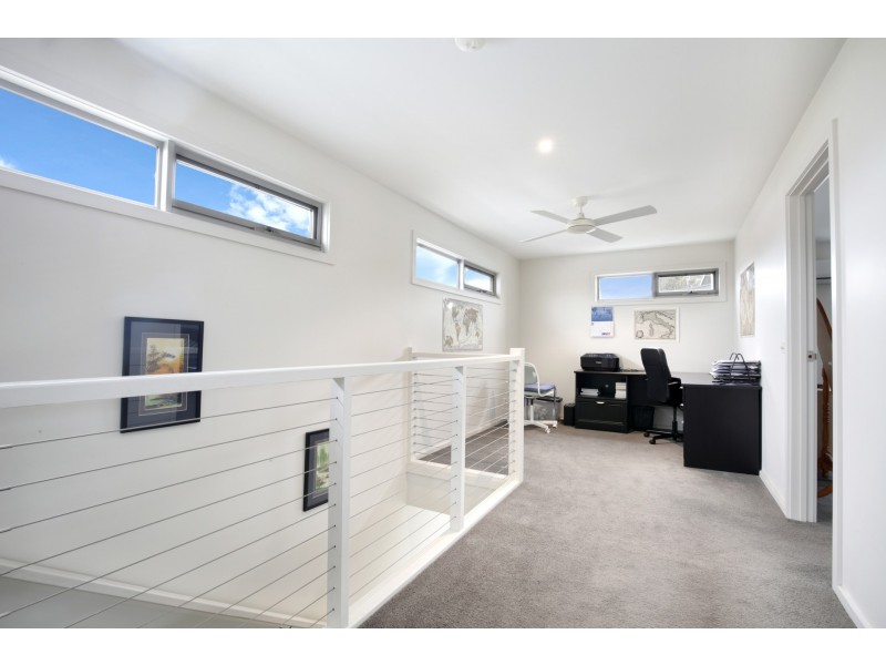 2/27 Richmond Crescent, Geelong VIC 3220