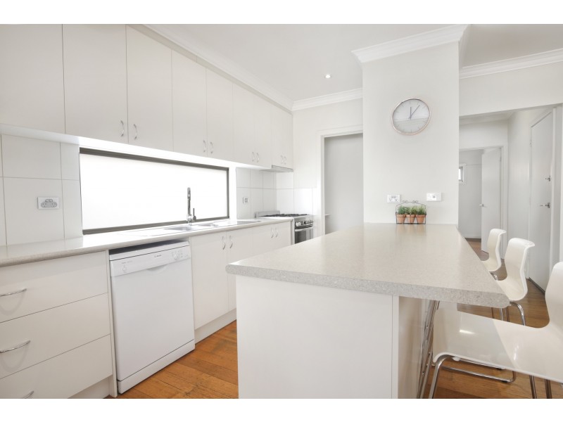 2 White Street, Belmont VIC 3216