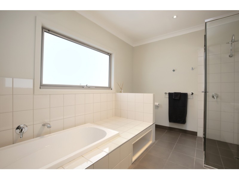 2 White Street, Belmont VIC 3216