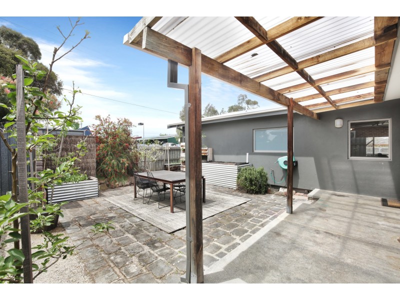 2 White Street, Belmont VIC 3216