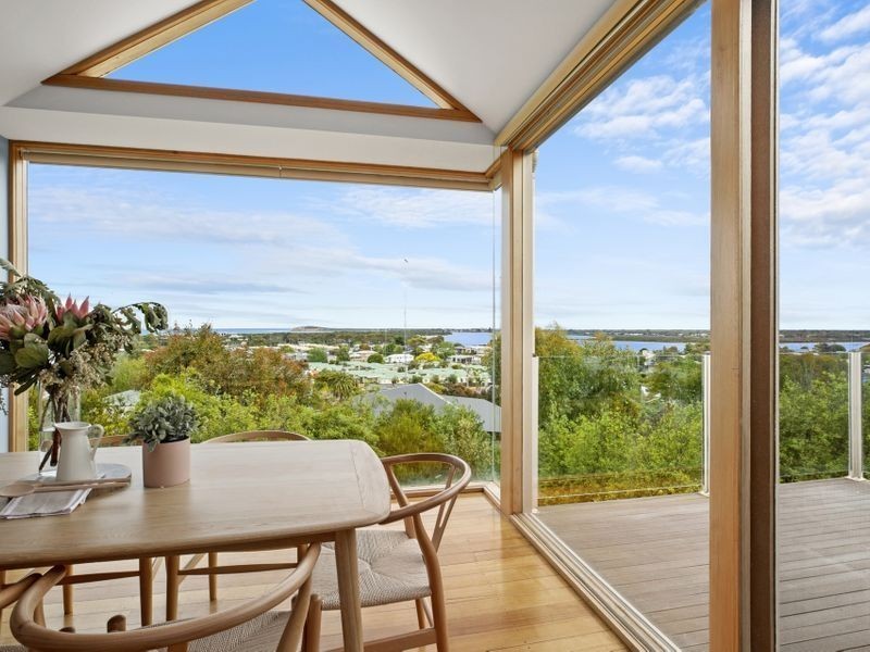 1/26 The Avenue, Ocean Grove VIC 3226