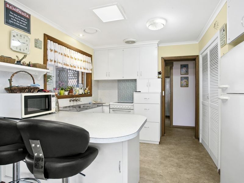 402 Lake Road, Connewarre VIC 3227