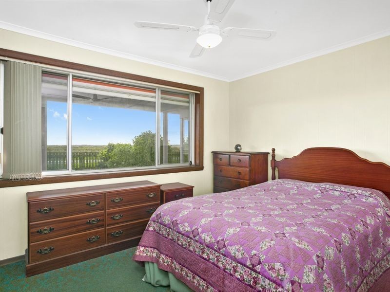 402 Lake Road, Connewarre VIC 3227