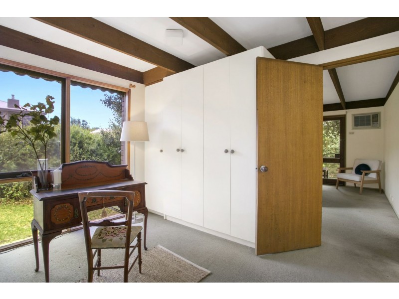 2 Hitchcock Avenue, Barwon Heads VIC 3227