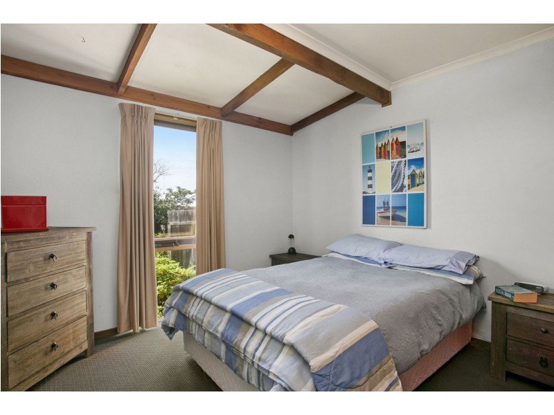 1/70 Bonnyvale Road, Ocean Grove VIC 3226