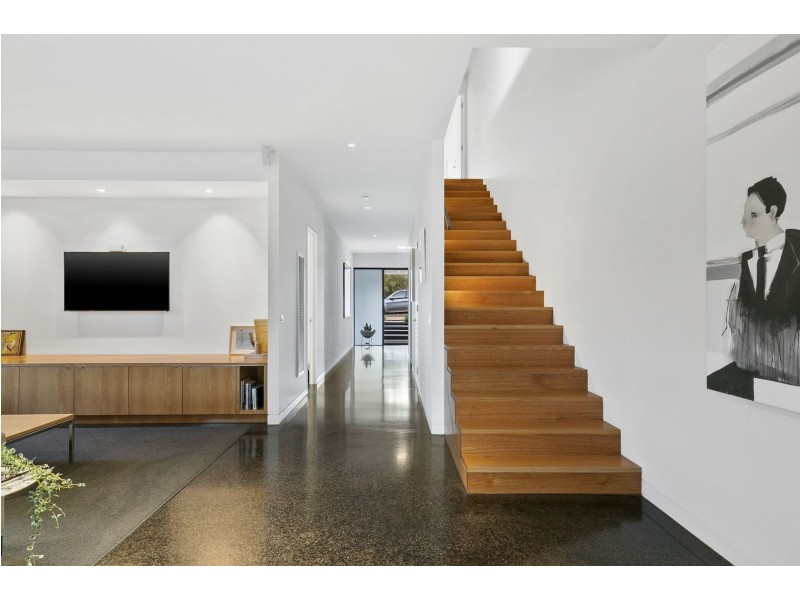 4a Inskip Street, Ocean Grove VIC 3226