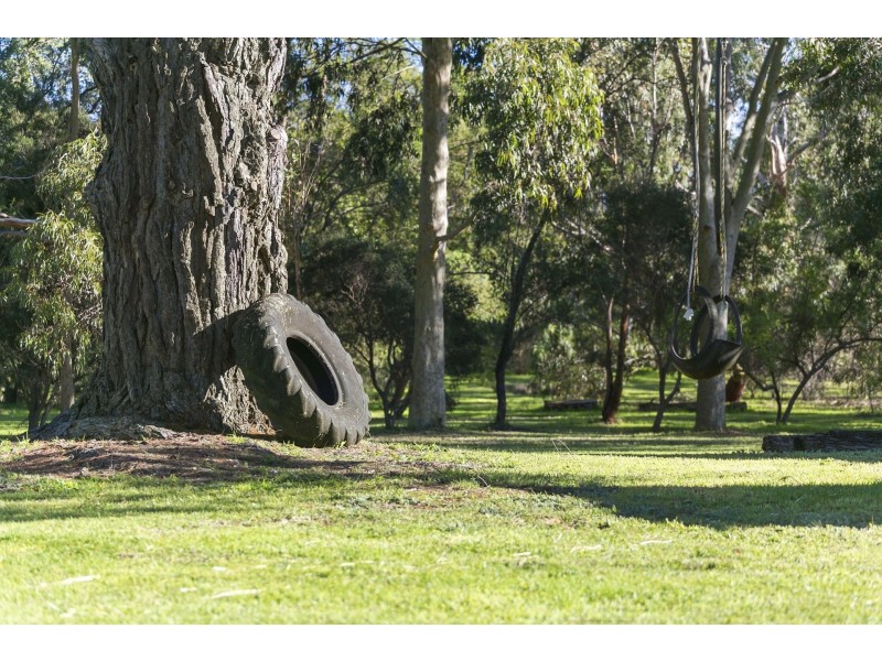 15 Basin Road, Drysdale VIC 3222