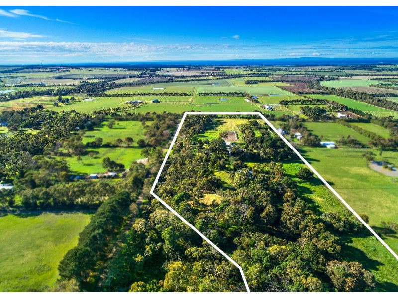 15 Basin Road, Drysdale VIC 3222