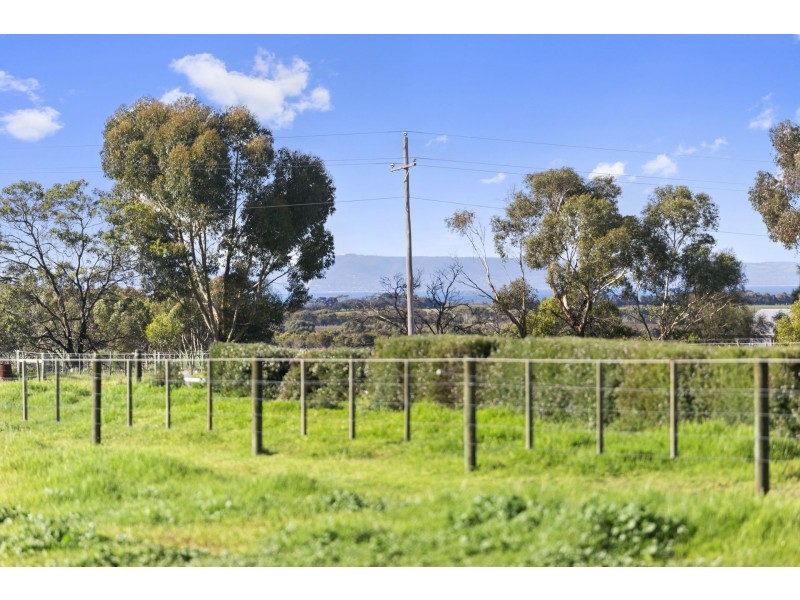 15 Basin Road, Drysdale VIC 3222