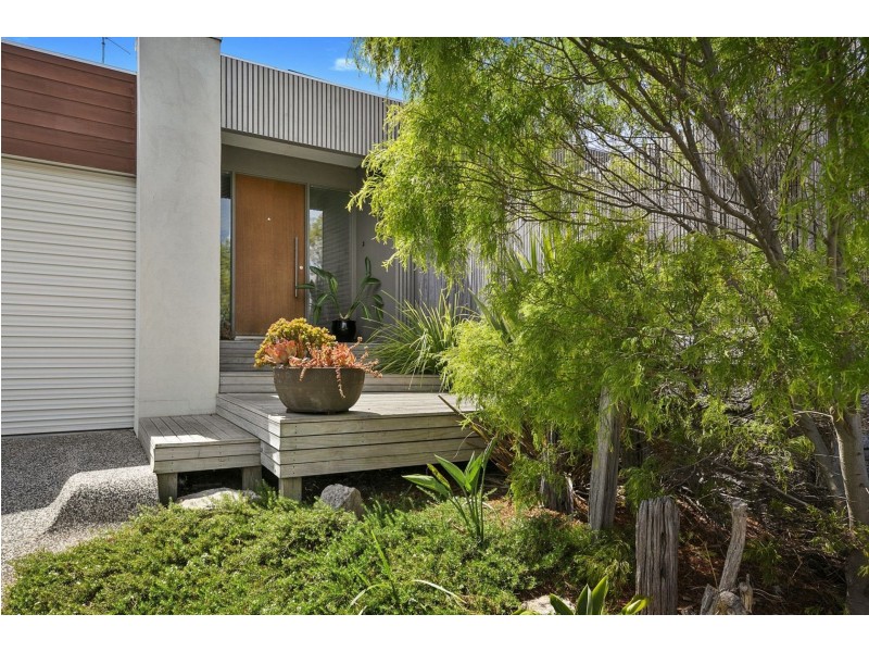 3 Connewarre Place, Ocean Grove VIC 3226