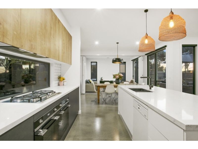 12 Eddystone Court, Barwon Heads VIC 3227