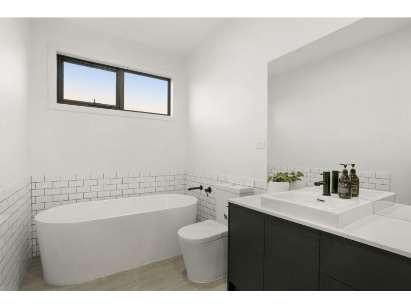 12 Eddystone Court, Barwon Heads VIC 3227