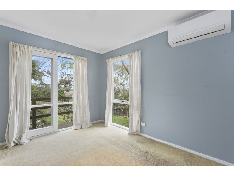 9 Mallaluka Avenue, Ocean Grove VIC 3226