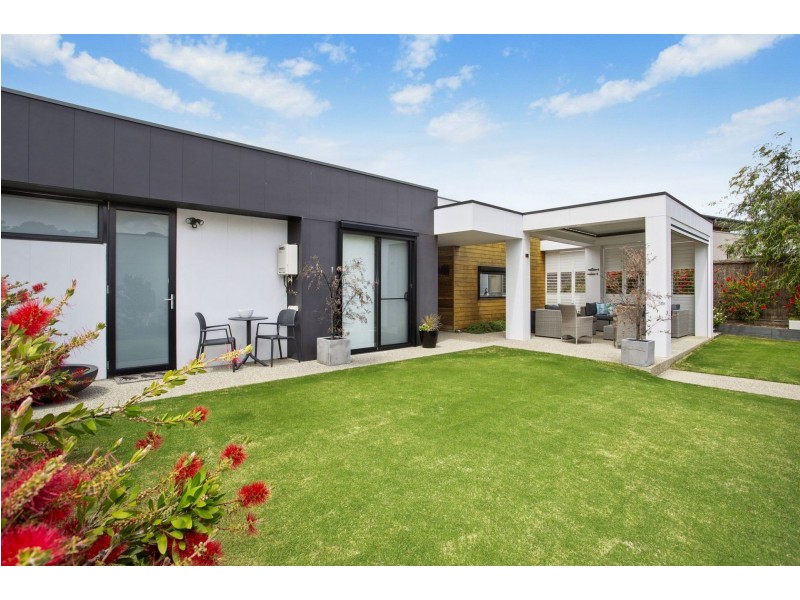 4/3 Plantation Drive, Connewarre VIC 3227