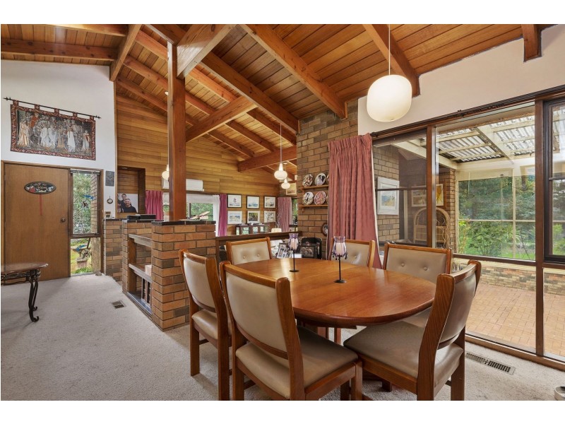 8 Woodlands Drive, Ocean Grove VIC 3226