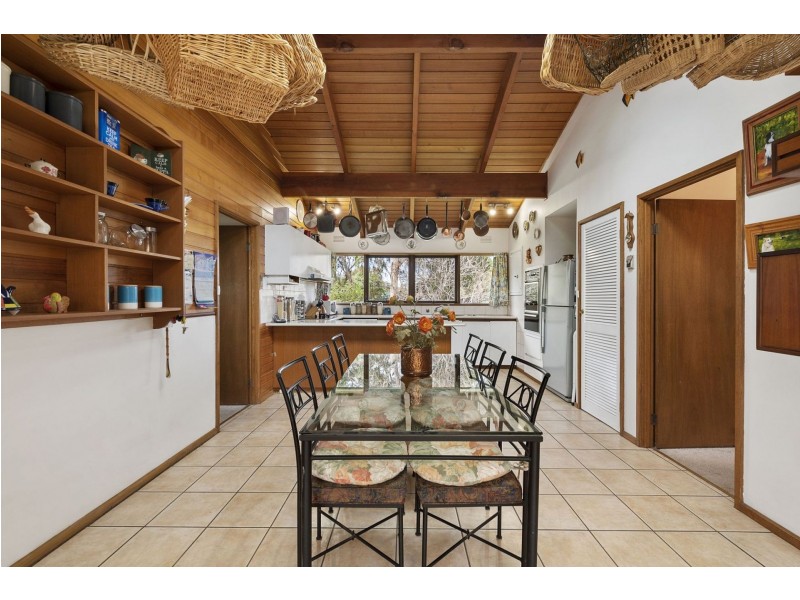 8 Woodlands Drive, Ocean Grove VIC 3226