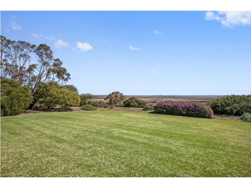 30-32 Normandy Crescent, Ocean Grove VIC 3226