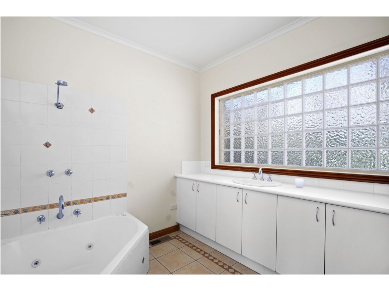 30-32 Normandy Crescent, Ocean Grove VIC 3226