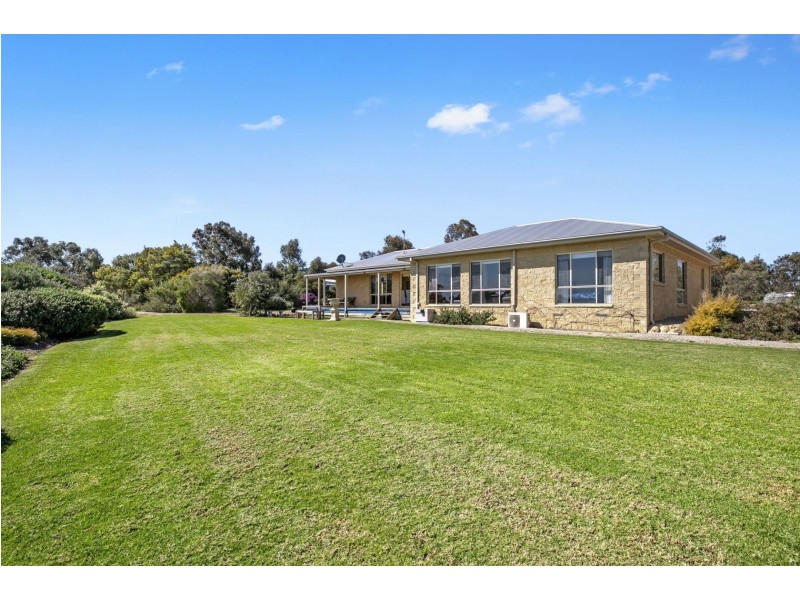 30-32 Normandy Crescent, Ocean Grove VIC 3226