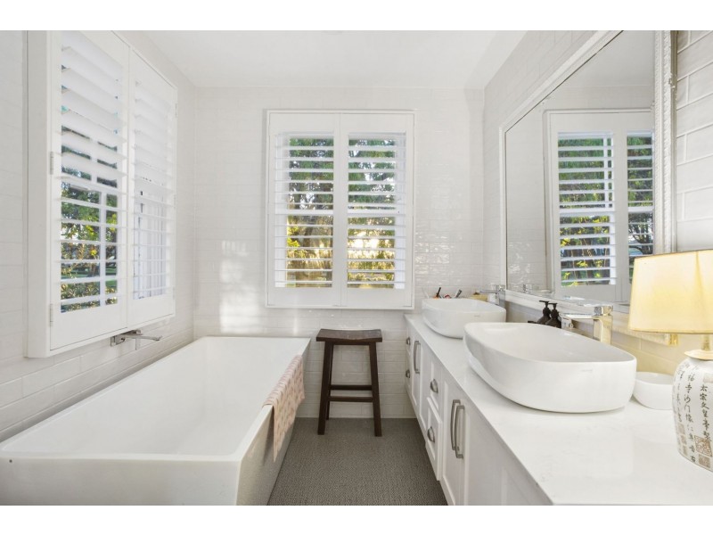 570 Bluestone School Road, Barwon Heads VIC 3227