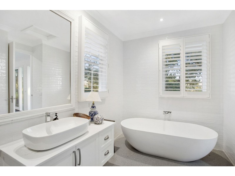 570 Bluestone School Road, Barwon Heads VIC 3227