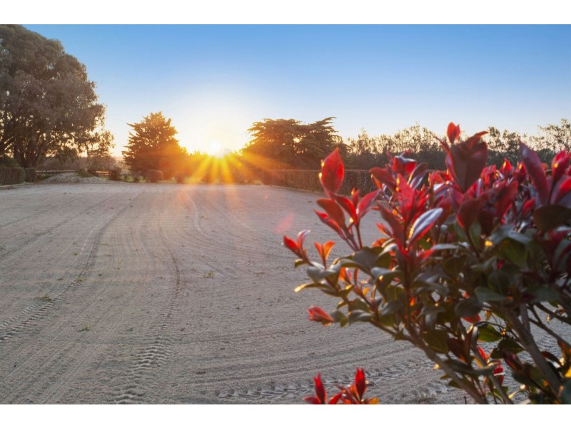 570 Bluestone School Road, Barwon Heads VIC 3227