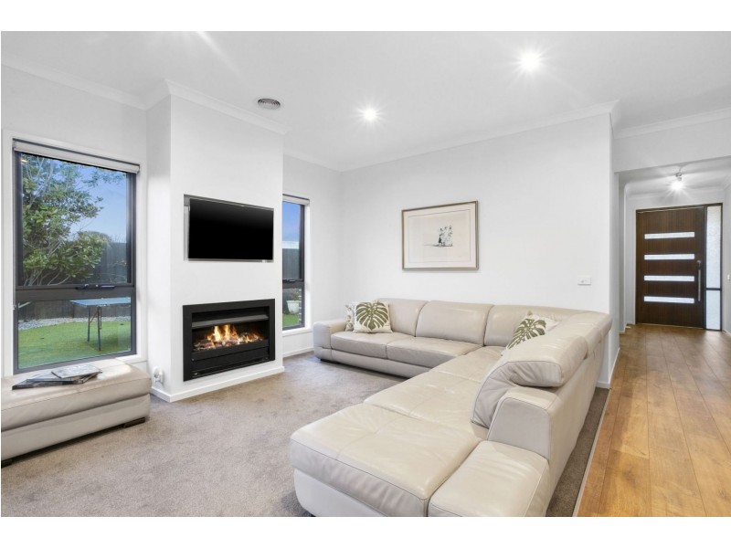 8 Knowle Court, Ocean Grove VIC 3226