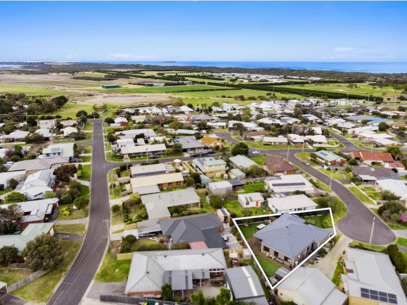 8 Knowle Court, Ocean Grove VIC 3226