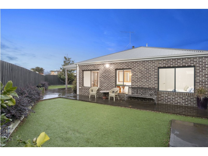 8 Knowle Court, Ocean Grove VIC 3226
