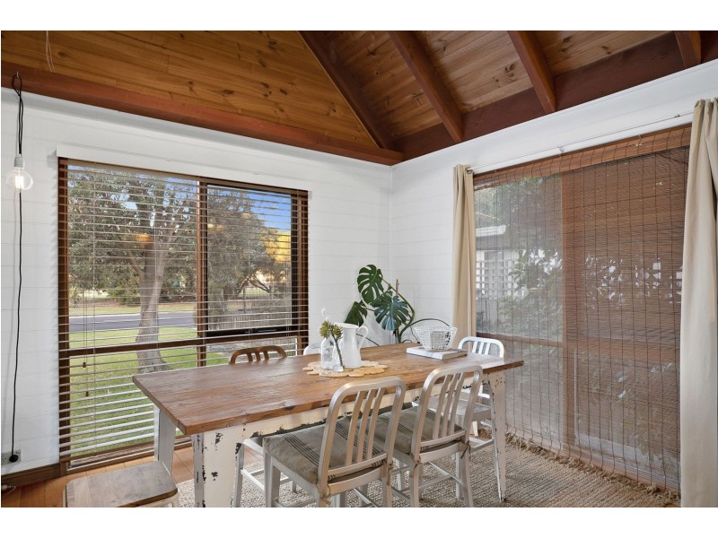 34 Lake Avenue, Ocean Grove VIC 3226