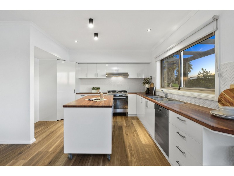 2 Chiswick Court, Point Lonsdale VIC 3225