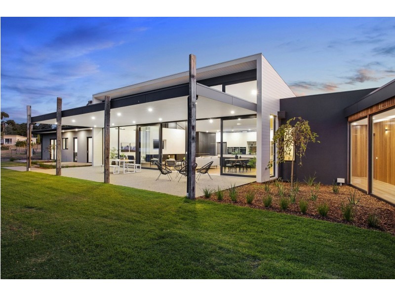 13-17 Lauriston Lane, Drysdale VIC 3222