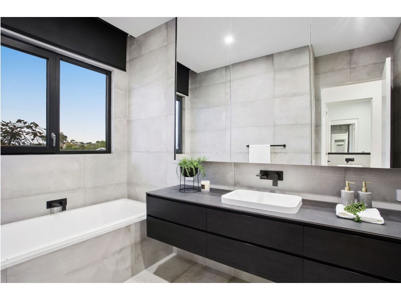 13-17 Lauriston Lane, Drysdale VIC 3222