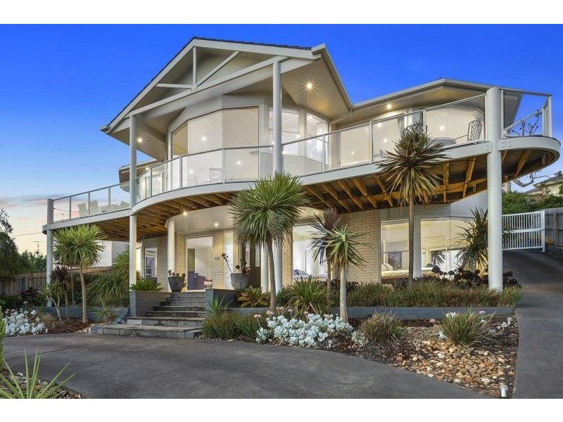 5 The Parade, Ocean Grove VIC 3226