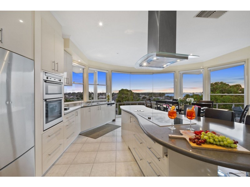 5 The Parade, Ocean Grove VIC 3226