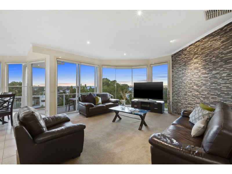 5 The Parade, Ocean Grove VIC 3226