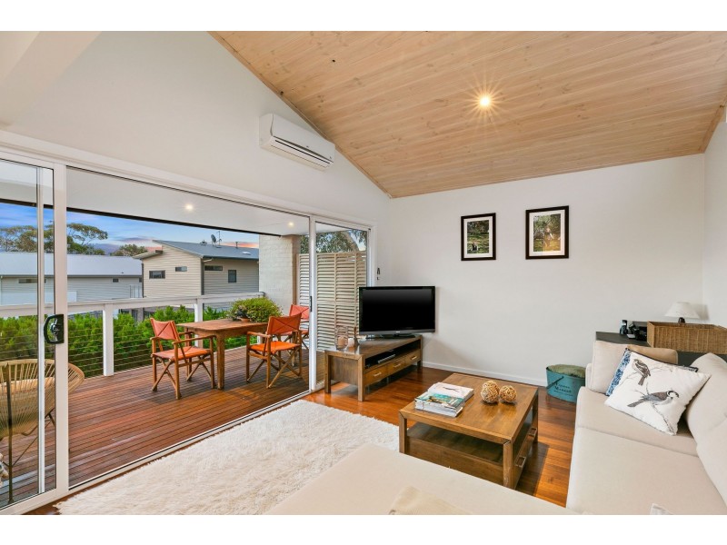 9 Wallington Road, Ocean Grove VIC 3226