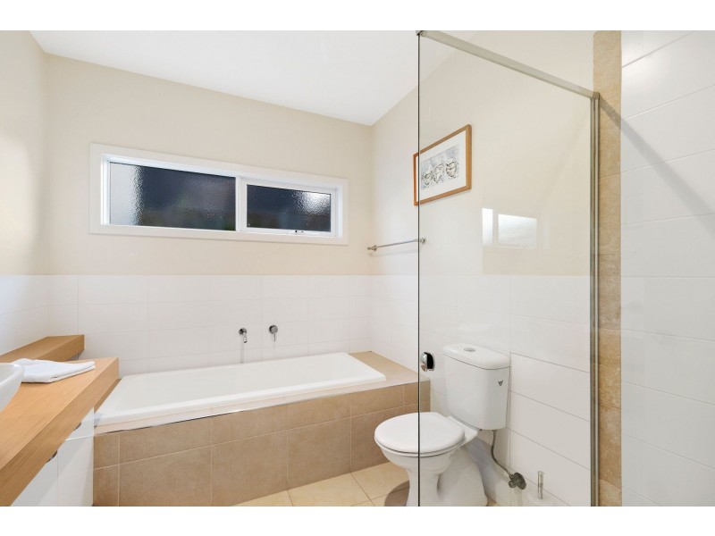 9 Wallington Road, Ocean Grove VIC 3226