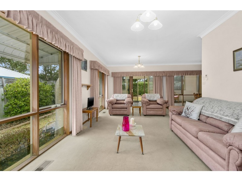 8 Belvedere Terrace, Ocean Grove VIC 3226