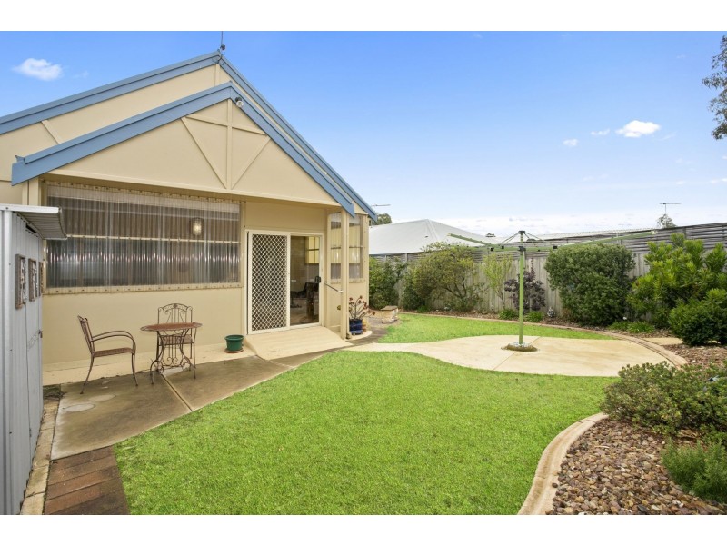 8 Belvedere Terrace, Ocean Grove VIC 3226